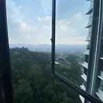 Ayuman Suites, Gombak With Kl City View